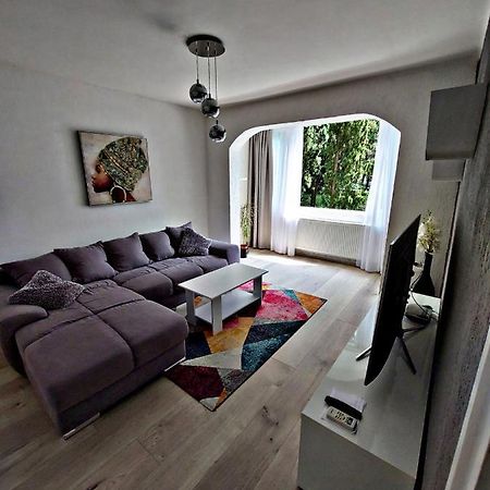 شقة غييكا  في Apartman Deus المظهر الخارجي الصورة
